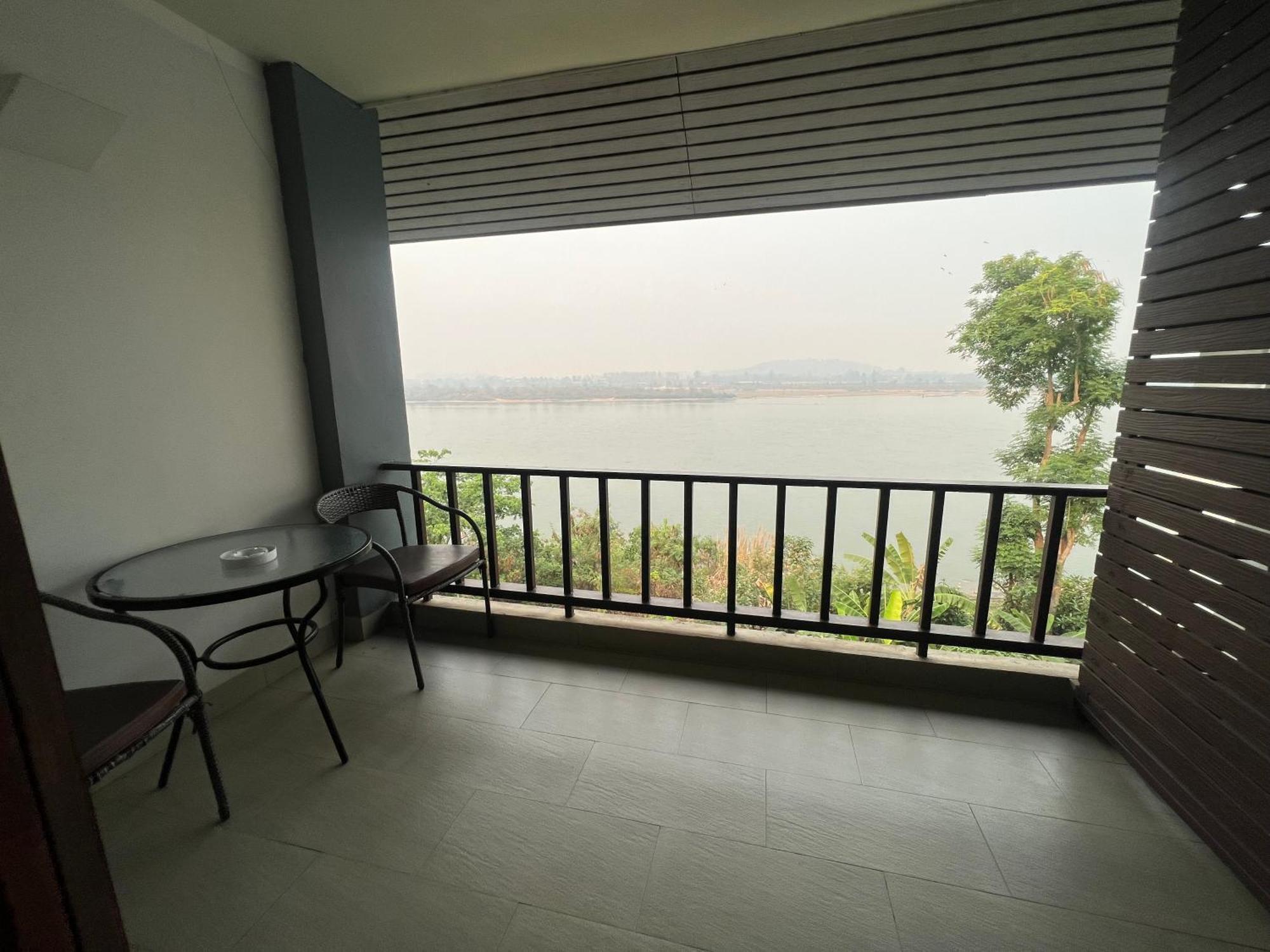 Siam Triangle Hotel Chiang Sean Chiang Saen Exterior photo