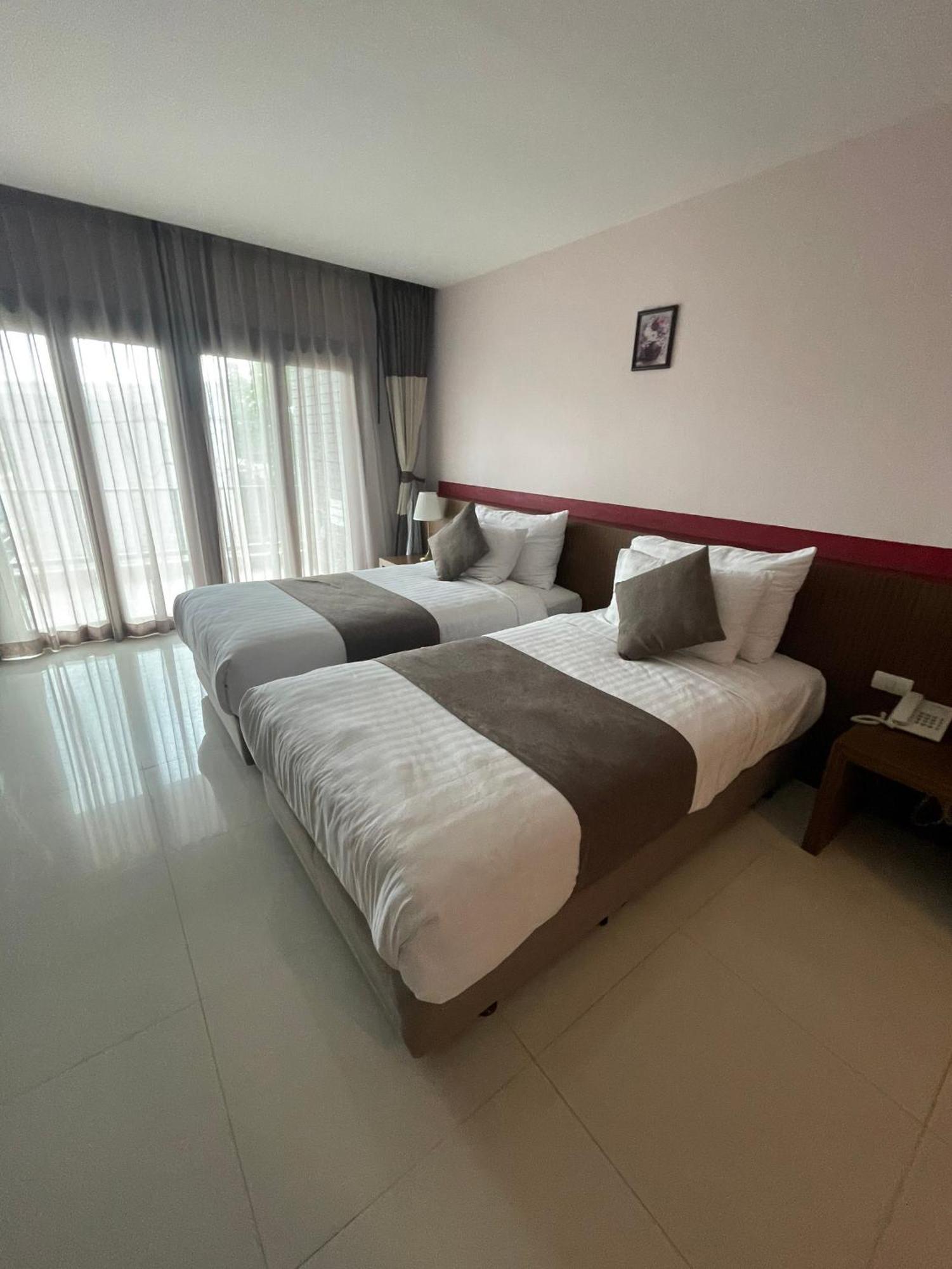 Siam Triangle Hotel Chiang Sean Chiang Saen Exterior photo